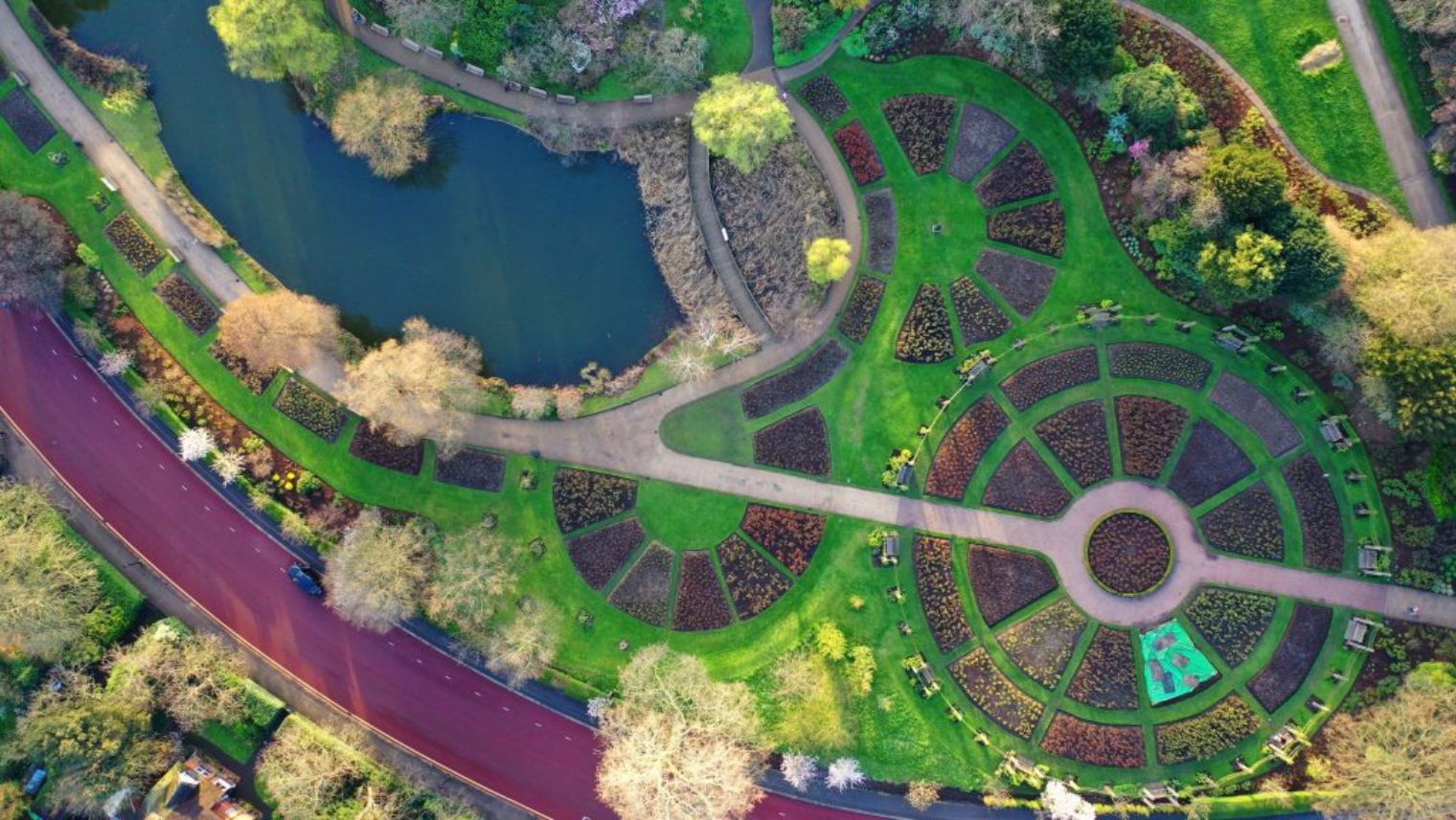 An ariel view of part of Regents park in London